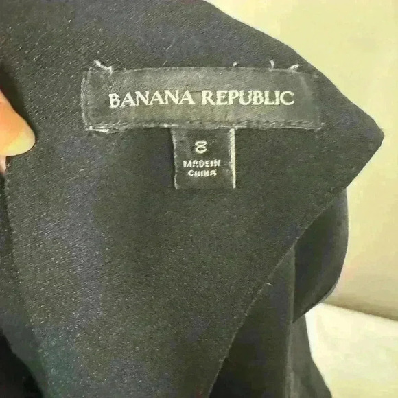 Banana Republic Capsule Black Shift Dress 8 Flutter Sleeve Crepe Minimalist Chic - Picture 6 of 9